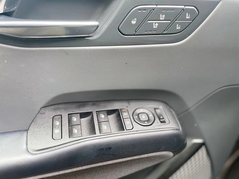 Used 2024 Kia EV9 Land AWD/4WD image 9