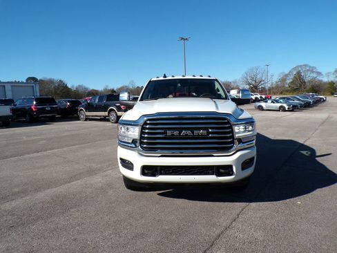 Used 2024 RAM 3500 Limited image 2