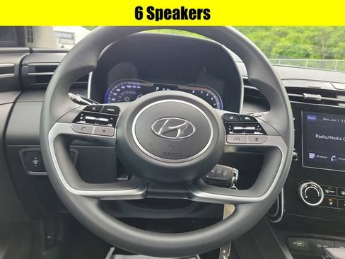 Used 2023 Hyundai Tucson SE AWD/4WD image 10