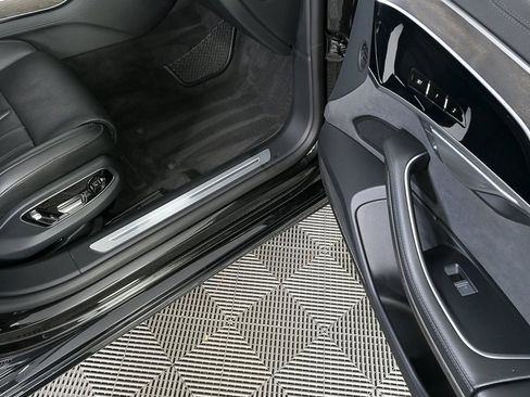 Used 2023 Audi A8 L 3.0T w/ Comfort Plus Package image 25