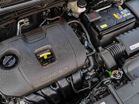 Certified 2023 Kia Soul LX w/ LX Technology Package FWD image 27