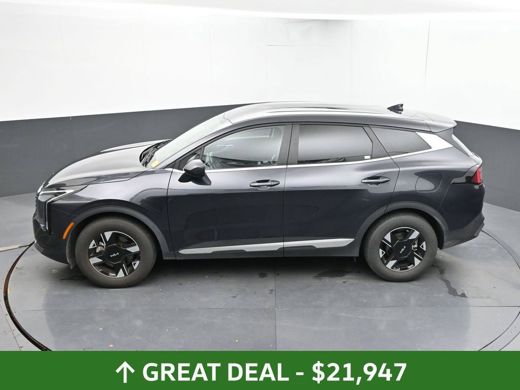 Used 2026 Kia Sportage LX FWD image 20