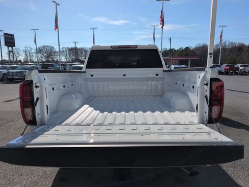 New 2026 GMC Sierra 2500 Pro w/ Convenience Package image 8