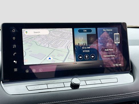 Certified 2025 Nissan Rogue SL w/ Tech Package image 9