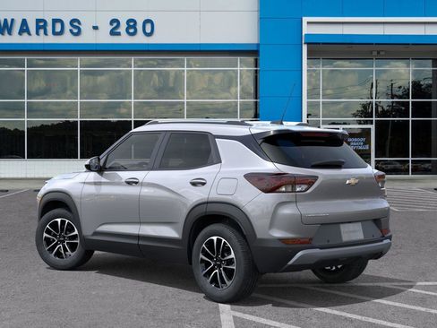 New 2026 Chevrolet TrailBlazer LT image 3