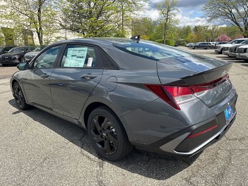 New 2026 Hyundai Elantra Sport FWD image 11