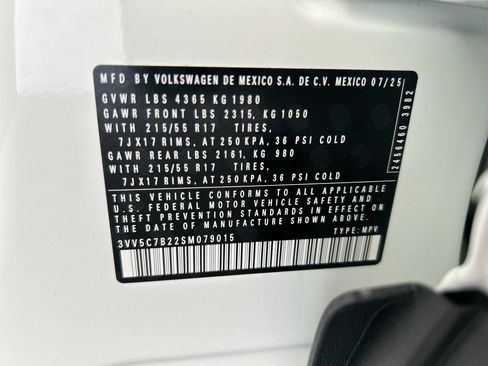 Certified 2025 Volkswagen Taos S FWD image 40