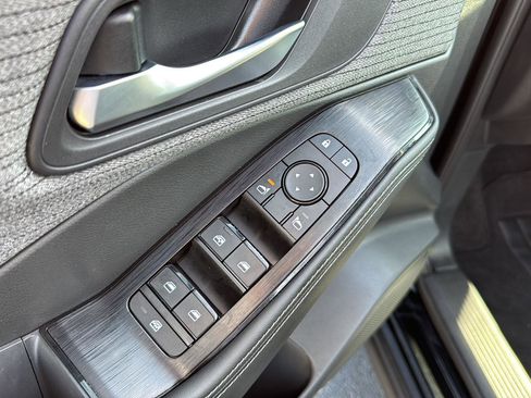 Used 2022 Nissan Rogue SV image 27