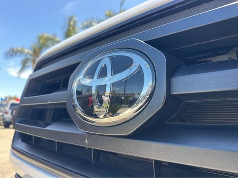 Used 2022 Toyota Tacoma SR RWD image 41