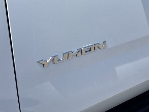 Used 2019 GMC Yukon SLT image 33