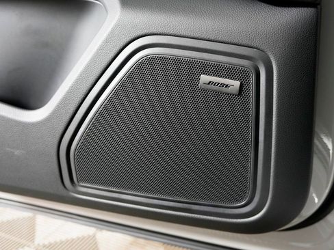 New 2026 Porsche Macan S image 16