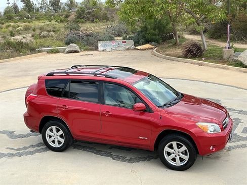 Used 2007 Toyota RAV4 Limited FWD image 19