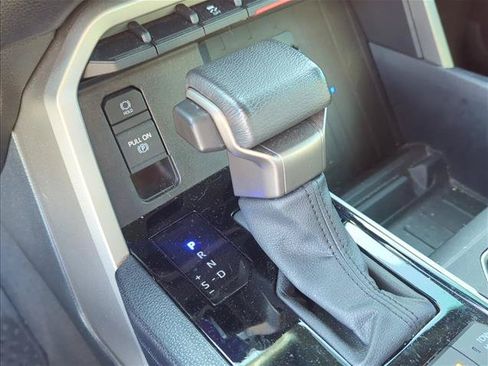 Used 2025 Toyota Tundra SR5 w/ SR5 Premium Package AWD/4WD image 21