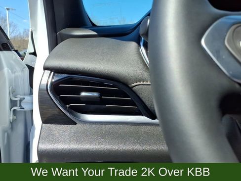 Used 2023 Chevrolet Traverse High Country w/ LPO, Floor Liner Package image 20