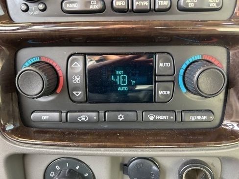 Used 2004 Buick Rainier CXL w/ Convenience Package image 10