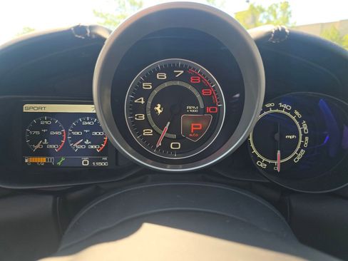 Used 2017 Ferrari California T RWD image 24
