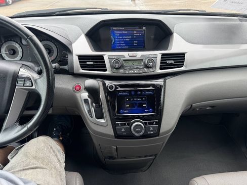 Used 2016 Honda Odyssey EX-L image 18