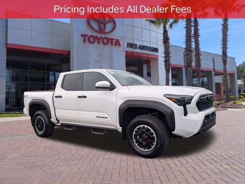 Certified 2024 Toyota Tacoma TRD Off-Road w/ TRD Off Road Upgrade Package AWD/4WD image 1