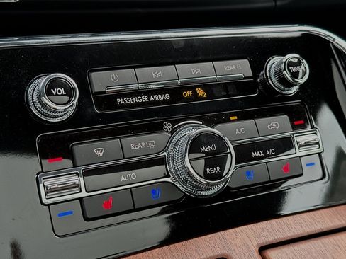 New 2024 Lincoln Navigator Black Label image 17