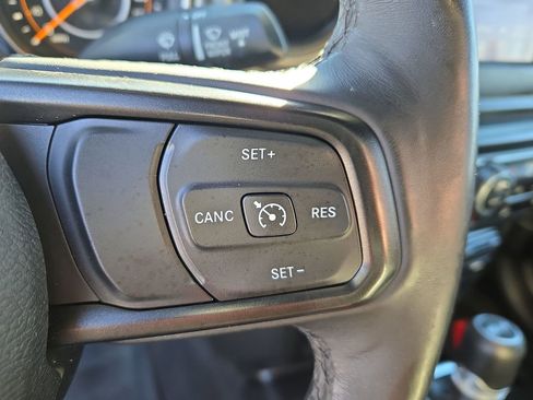 Used 2019 Jeep Wrangler Unlimited Sport S image 24