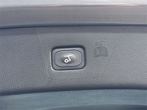 Certified 2024 Ford Edge SEL w/ Convenience Package image 27