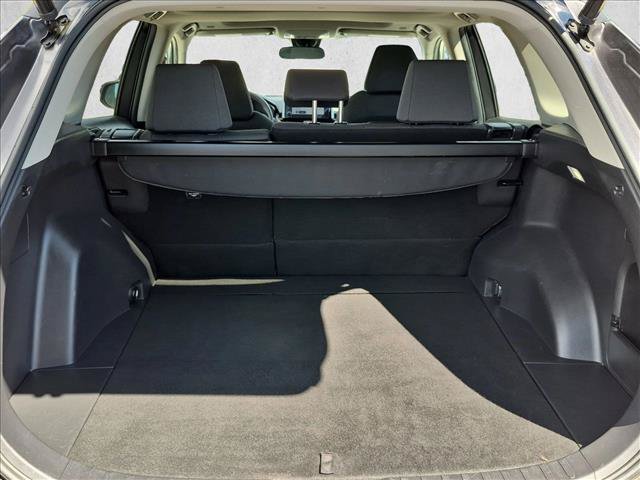 Used 2023 Toyota RAV4 XLE w/ Convenience Package FWD image 3