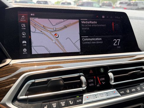 Used 2019 BMW X5 xDrive40i AWD/4WD image 25