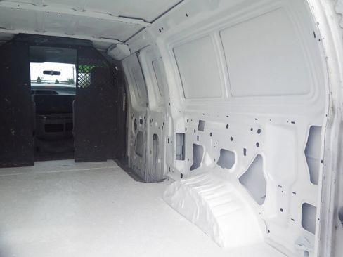 Used 2011 Ford E-250 and Econoline 250 w/ PWR Group image 27