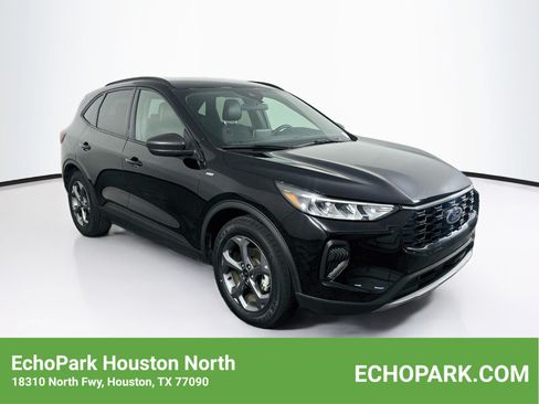 Used 2025 Ford Escape ST-Line FWD image 1