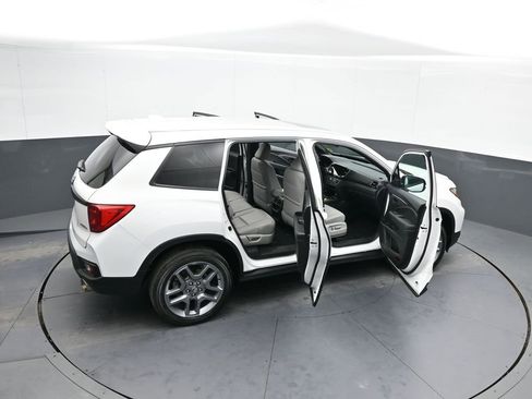 Certified 2023 Honda Passport EX-L image 45