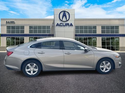 Used 2022 Chevrolet Malibu LS image 6