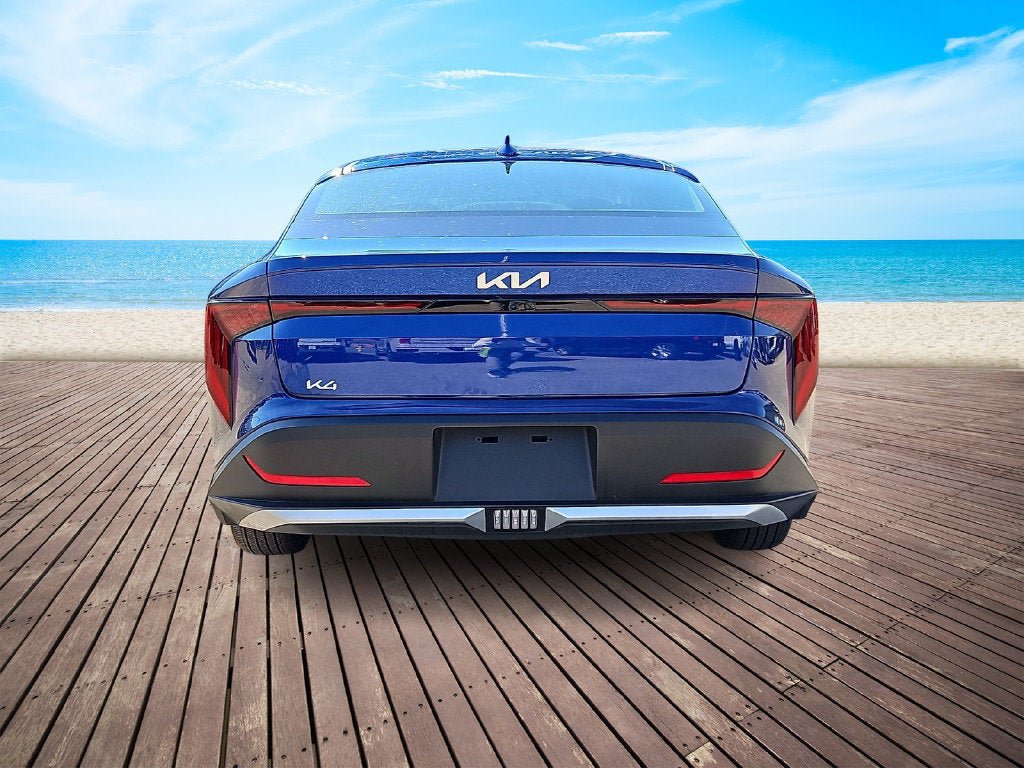 Used 2025 Kia K4 FWD image 5