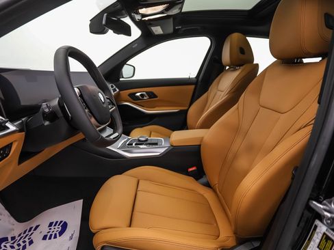 Used 2025 BMW 330i xDrive Sedan w/ Premium Package image 11