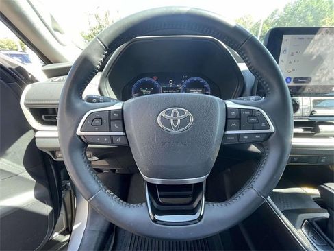 Used 2024 Toyota Grand Highlander Limited image 14