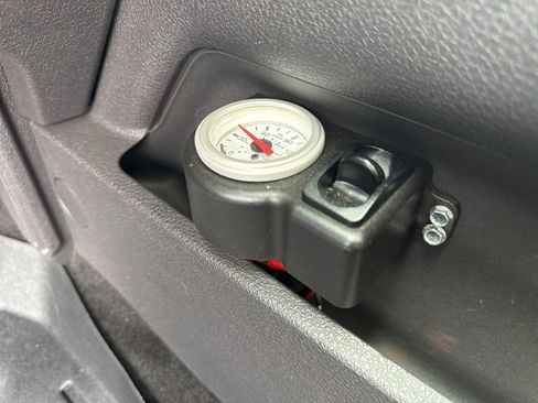 Used 2014 Ford F450 Platinum w/ FX4 Off Road Package image 27