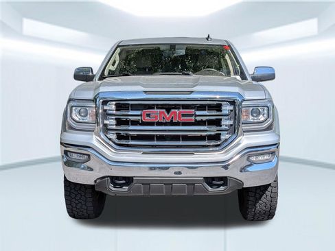 Used 2018 GMC Sierra 1500 SLT w/ SLT Premium Package AWD/4WD image 10