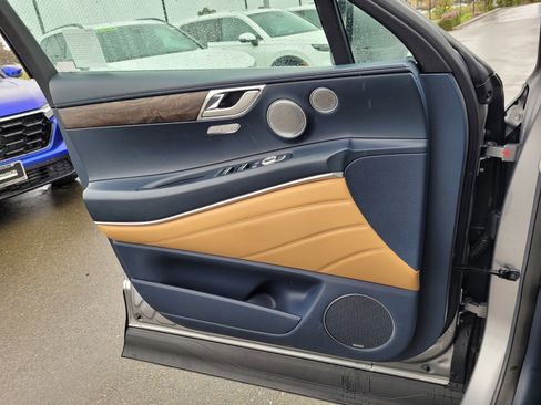 Used 2022 Genesis GV80 2.5T w/ Advanced Package 02 image 17