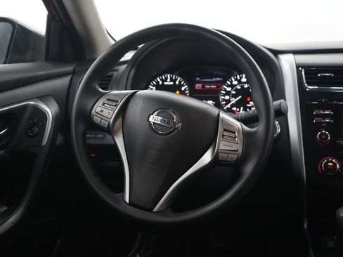 Used 2015 Nissan Altima 2.5 S w/ Power Driver Seat Package FWD image 16