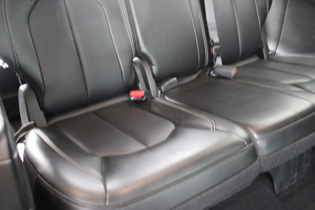 Used 2025 Chrysler Pacifica Select FWD image 29