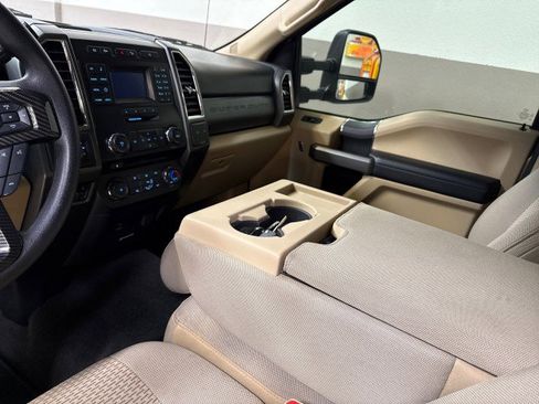 Used 2017 Ford F350 XLT w/ XLT Value Package image 19