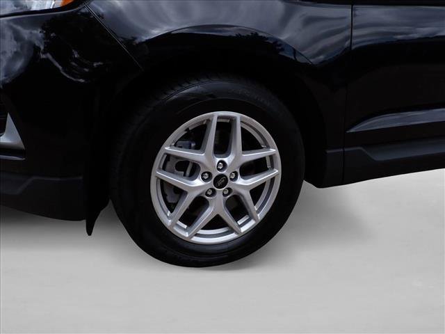 Used 2024 Ford Edge SEL AWD/4WD image 7