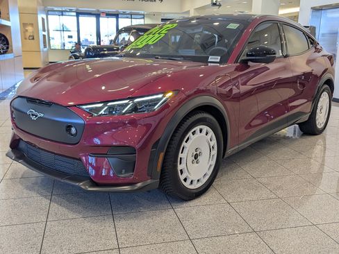 New 2025 Ford Mustang Mach-E GT image 5