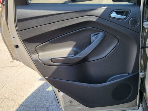 Used 2017 Ford Escape SE w/ Equipment Group 201A AWD/4WD image 23