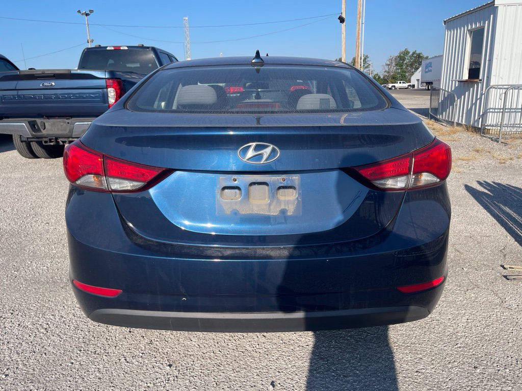 Used 2016 Hyundai Elantra SE FWD image 5