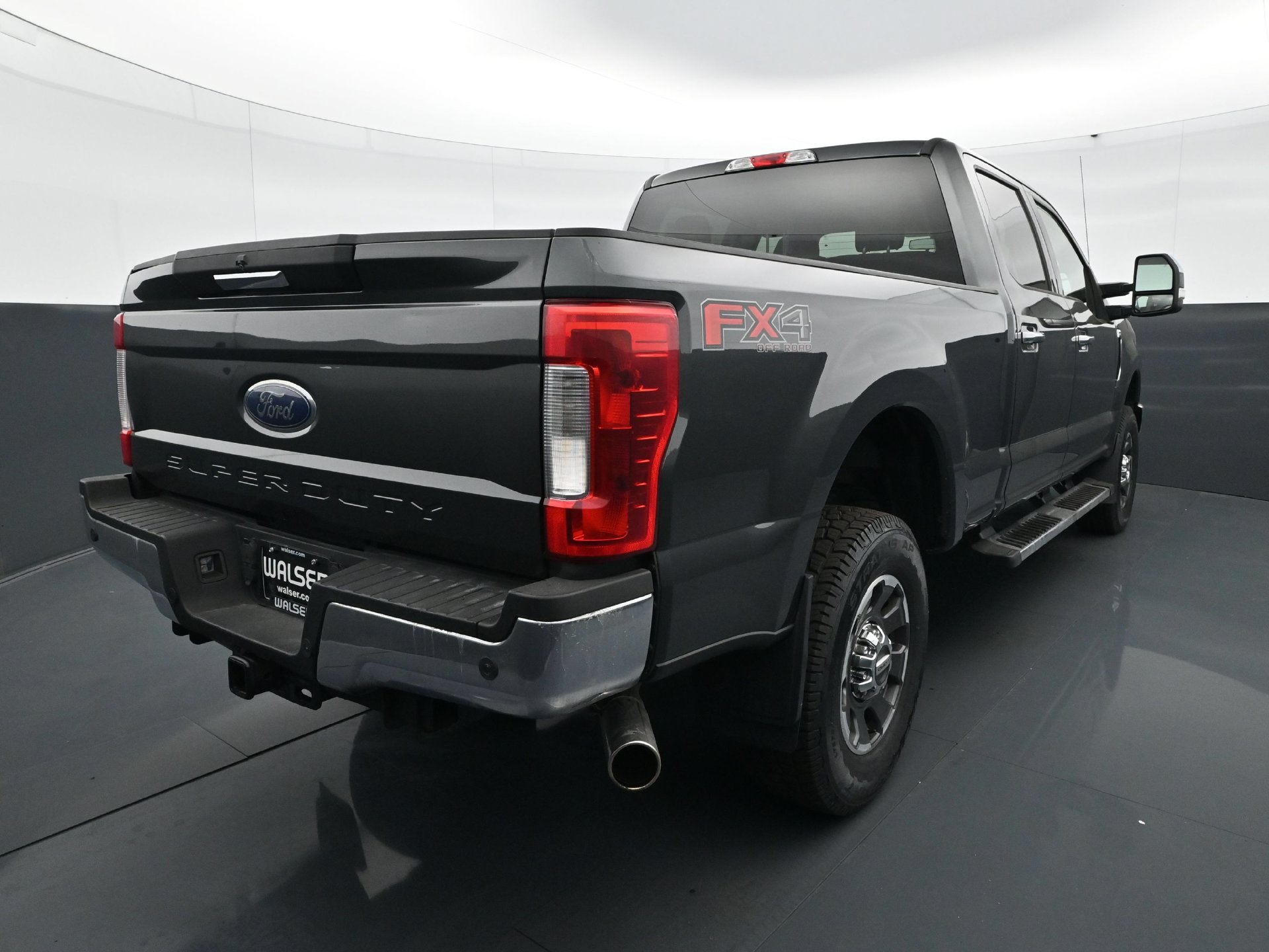 Used 2019 Ford F250 XLT w/ XLT Premium Package AWD/4WD image 5