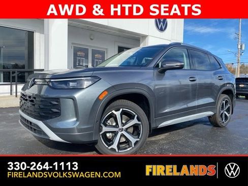 New 2026 Volkswagen Tiguan SE image 1