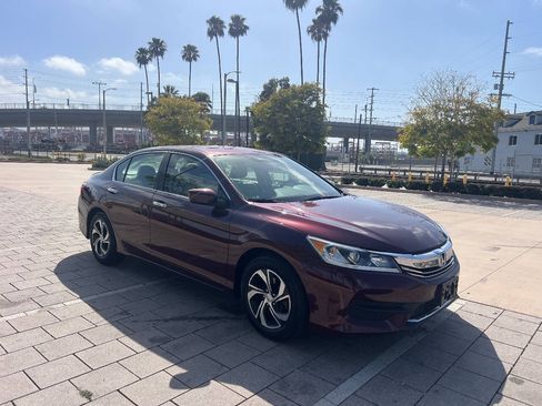 Used 2016 Honda Accord LX image 5
