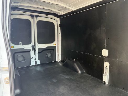 Used 2026 Ford Transit 250 148 Medium Roof w/ Load Area Protection Package RWD image 33