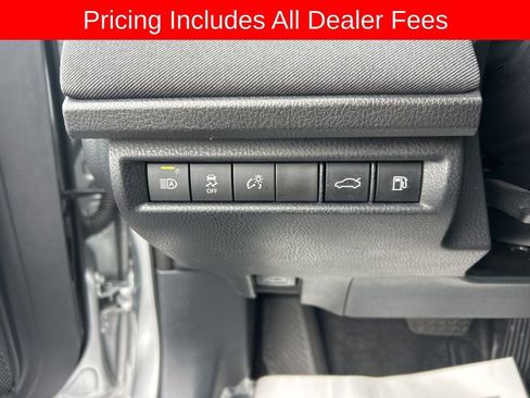 Used 2025 Toyota Camry LE FWD image 6