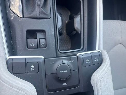 Used 2026 Toyota Grand Highlander AWD Hybrid image 19
